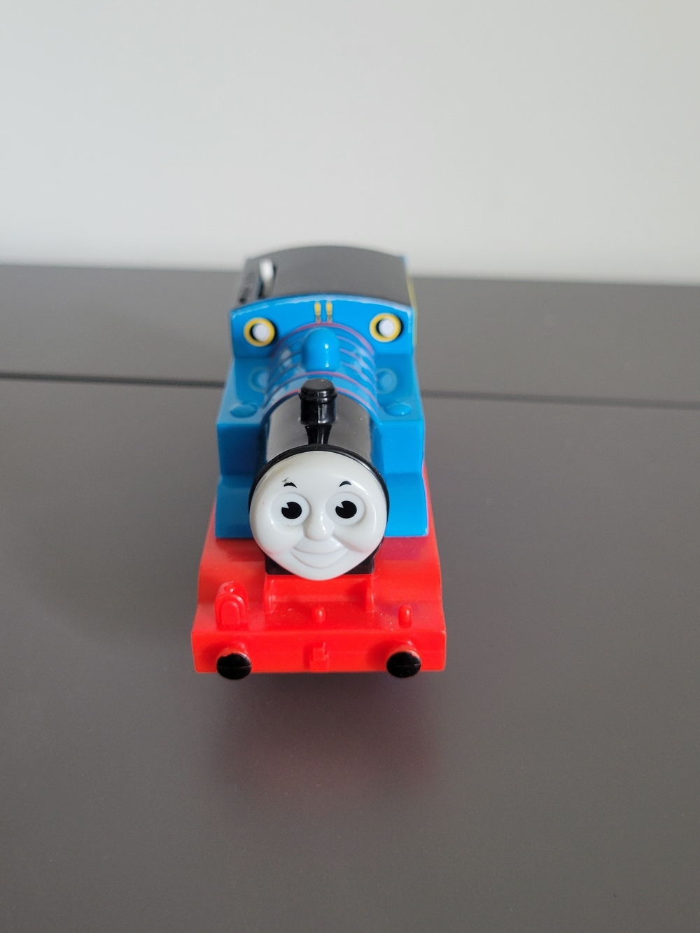 TrackMaster Thomas the Tank Engine Motorized Train 2006 Hit Toy Company